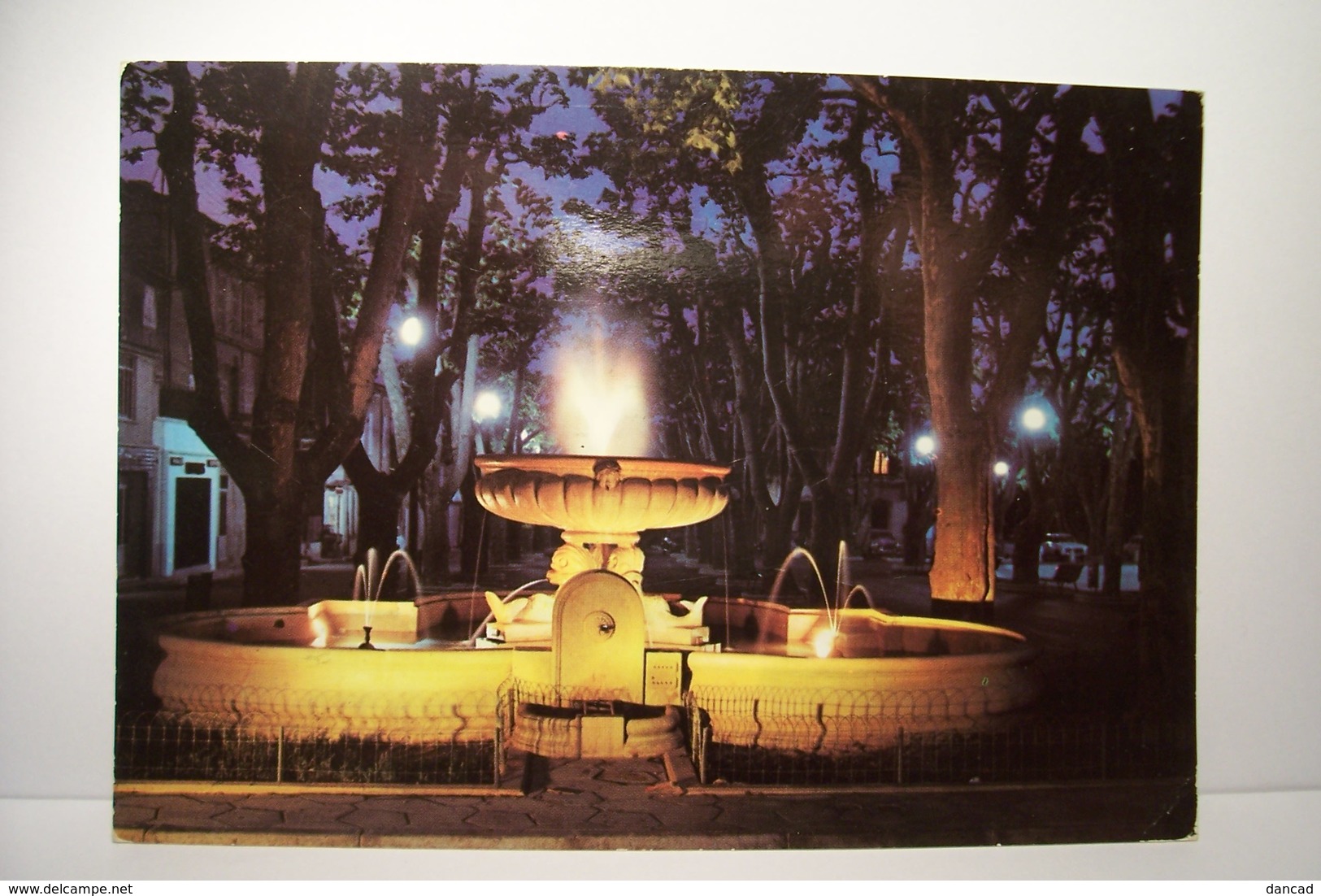 ROUSSET-SUR-ARC -EN -PROVENCE- La Nouvelle Fontaine La Nuit - ( Pas De Reflet Sur L'original ) - Rousset