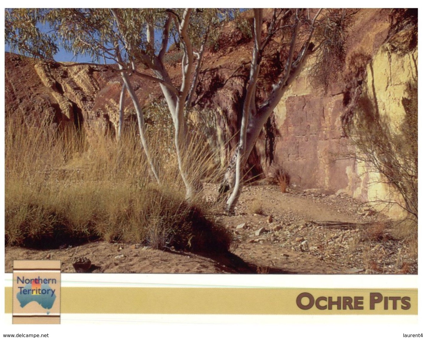 (900) Australia - NT- Ochre Pits - The Red Centre