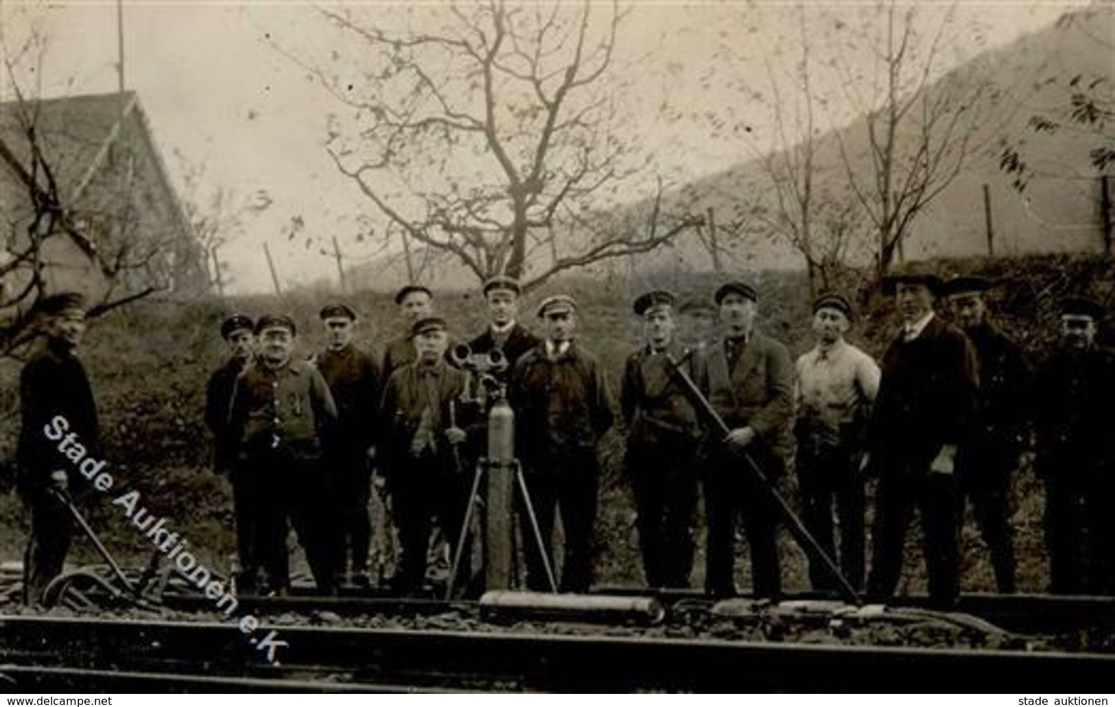 BERUFE/GESCHÄFTE - Foto-Ak - EISENBAHN - Gleisbauarbeiter Mit Pressluft I-II - Pubblicitari