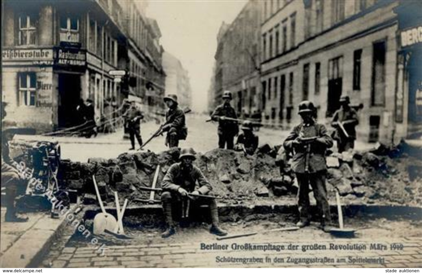 REVOLUTION BERLIN 1919 - Berliner GROßKAMPFTAGE - Schützengraben In Den Zugangsstraßen Am Spittelmarkt Nr. 6 I - Guerra