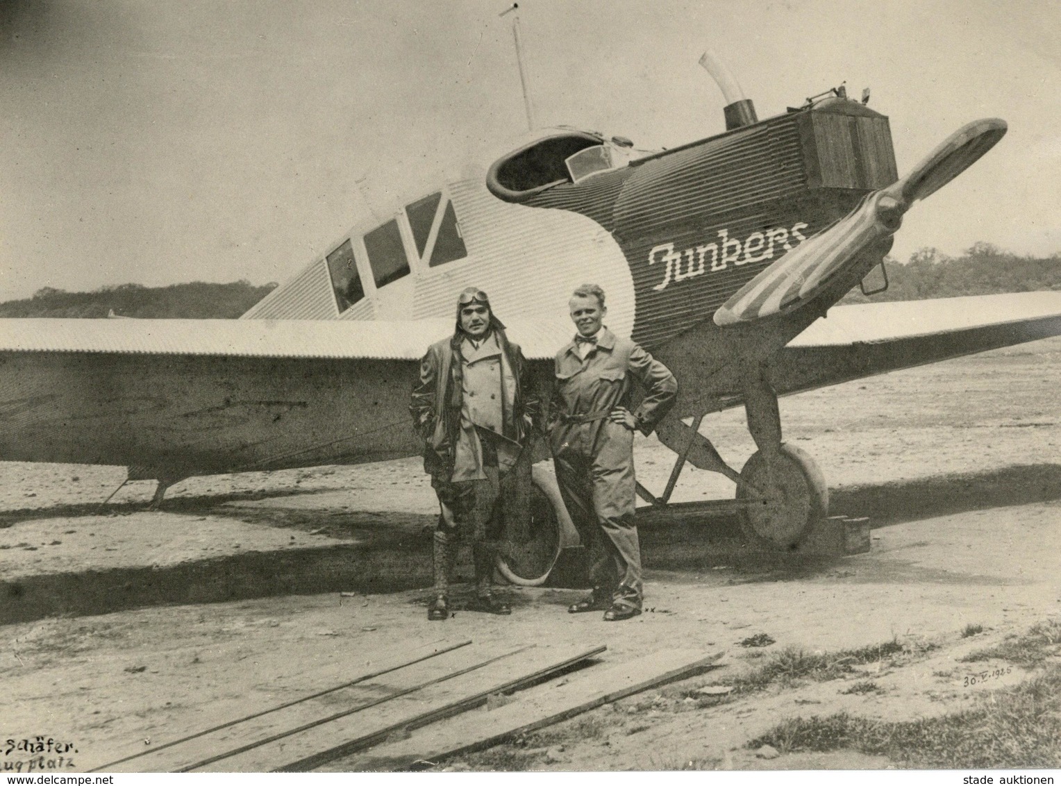 Flugzeug Junkers Julius Becker Mit Pilot Baur 1925 Foto Auf Karton 28 X 19,5 Cm I-II Aviation - 1939-1945: 2a Guerra