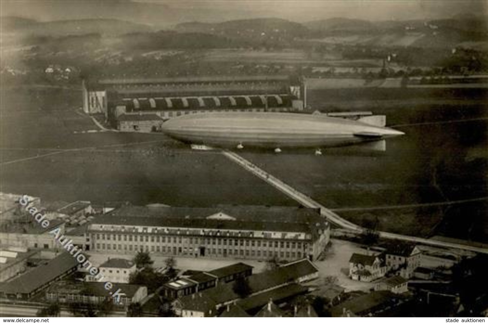 Zeppelin Amerika Zeppelin ZR III Vor Seiner Halle  Foto AK I-II Dirigeable - Dirigibili