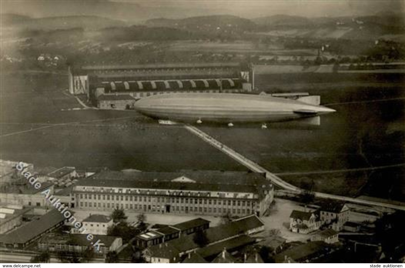 Zeppelin Amerika Zeppelin ZR III Vor Seiner Halle  Foto AK I-II Dirigeable - Zeppeline