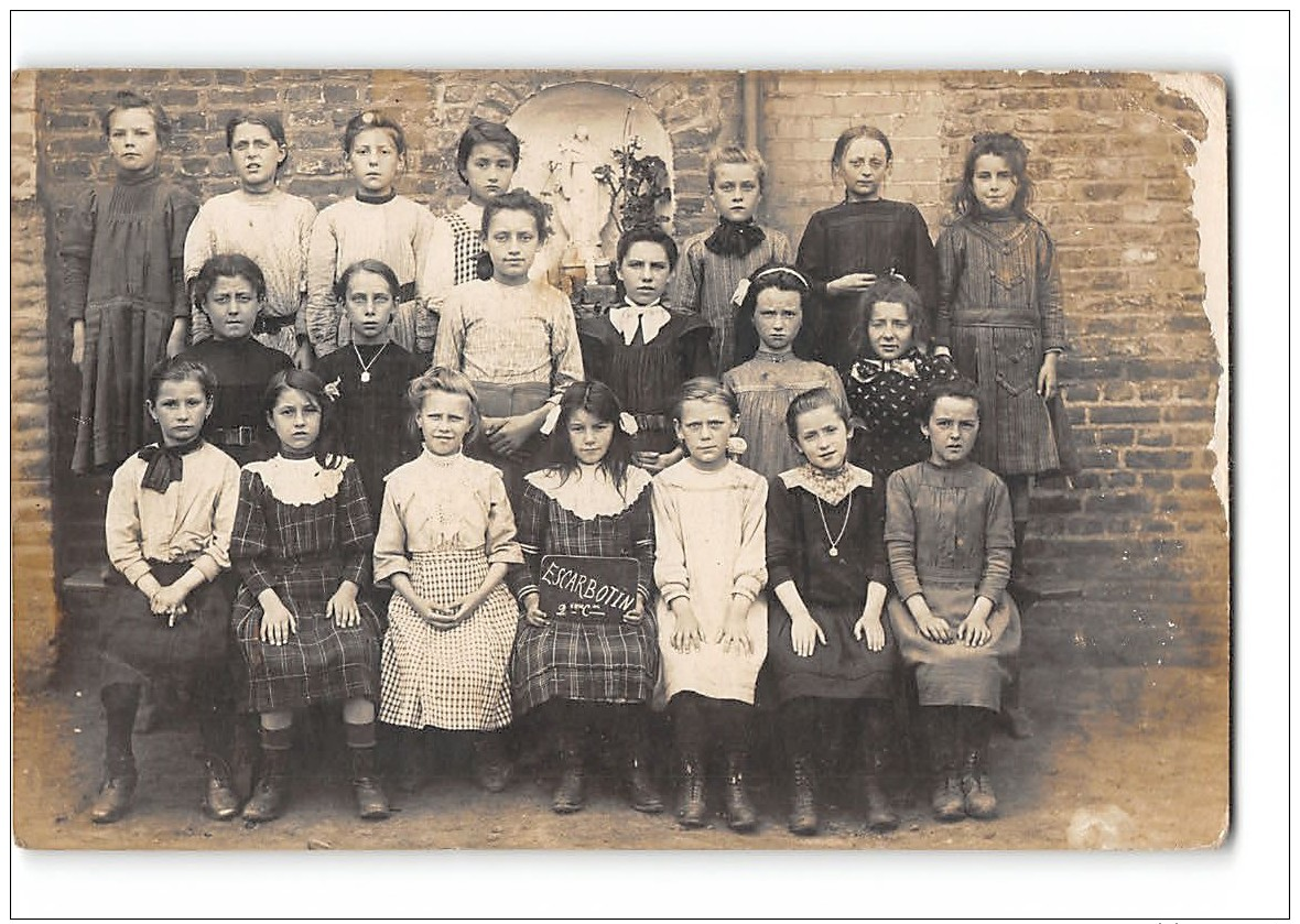 CPA 80 Carte Photo Friville Escarbotin Une Classe - Friville Escarbotin