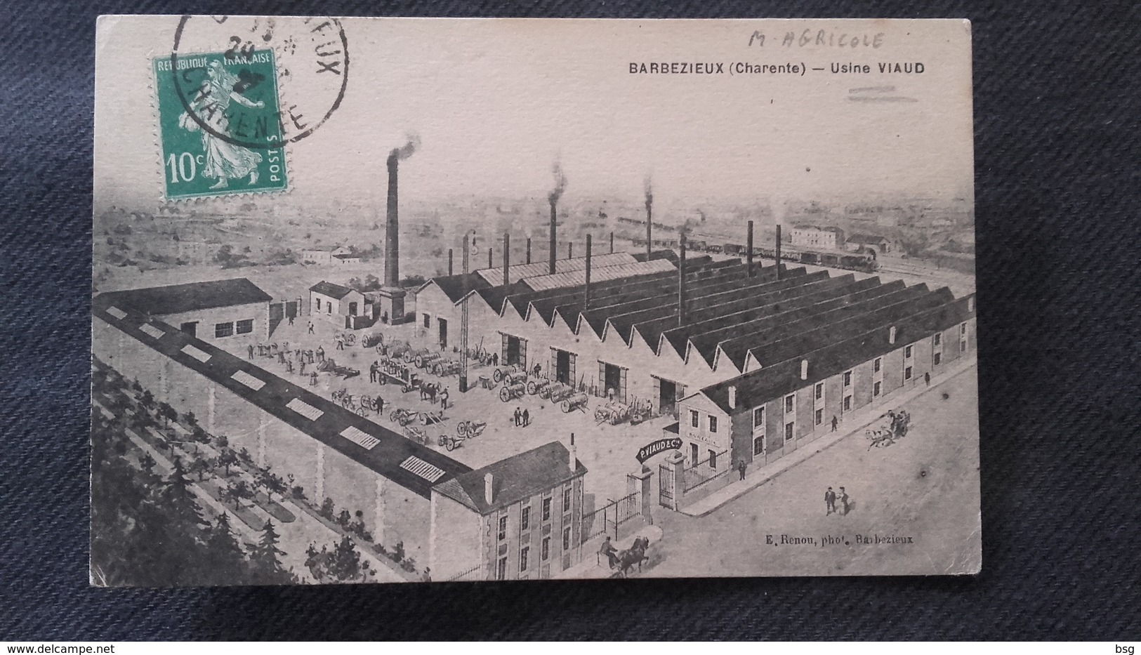 CPA Barbezieux - Usine Viaud Machines Agricoles - Autres & Non Classés