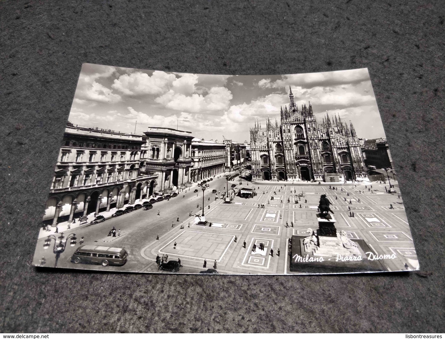 ANTIQUE PHOTO POSTCARD ITALY MILANO - PIAZZA DUOMO CIRCULATED 1951 - Milano