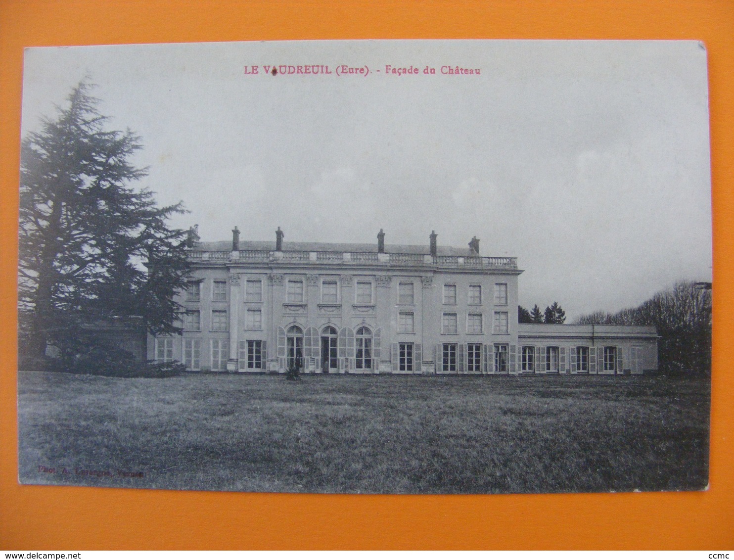 CPA Le Vaudreuil (27) - Façade Du Château - Le Vaudreuil