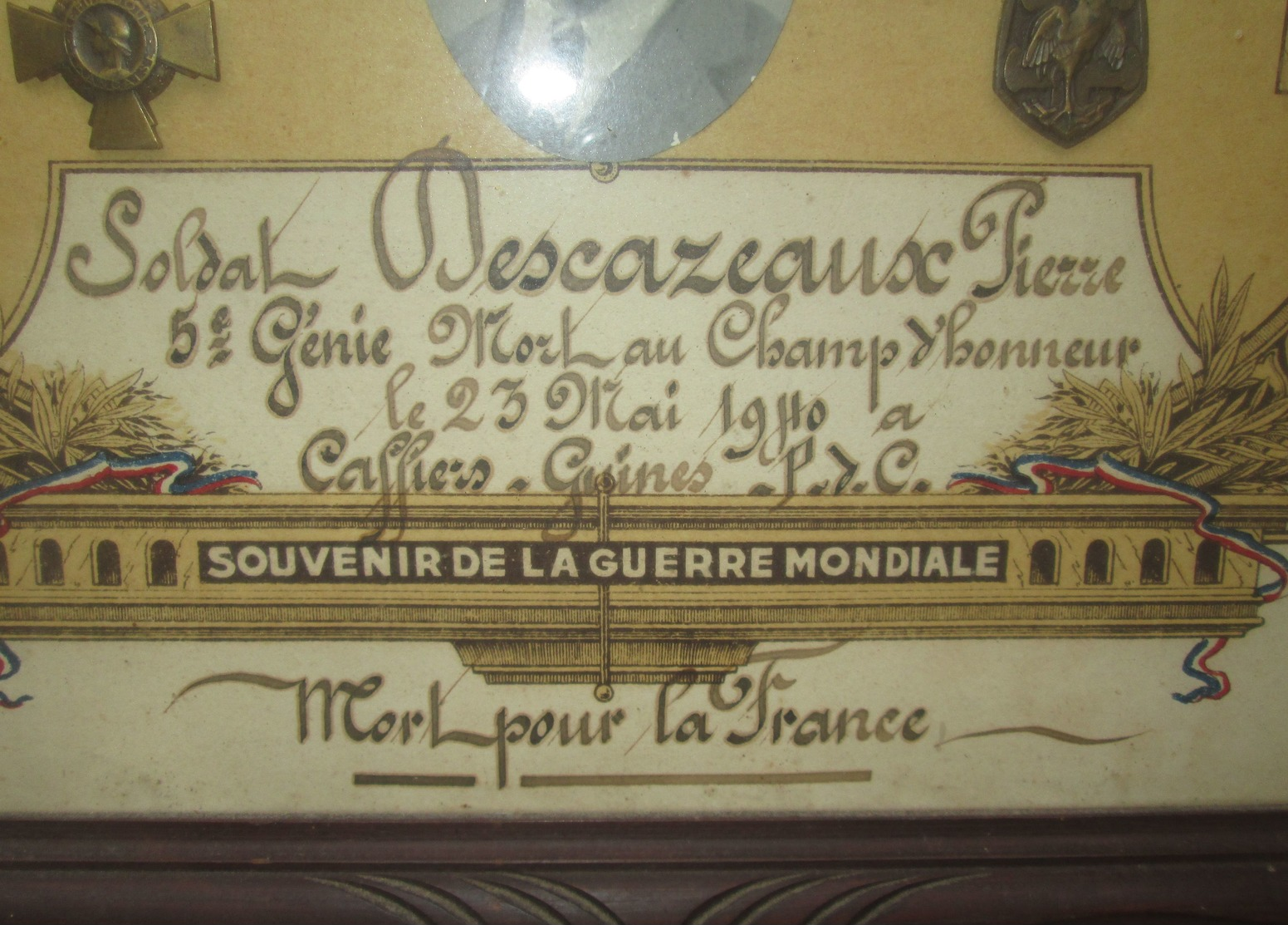 Cadre Et Medailles "Mort Pour La France" 1940 5° Génie - Documents