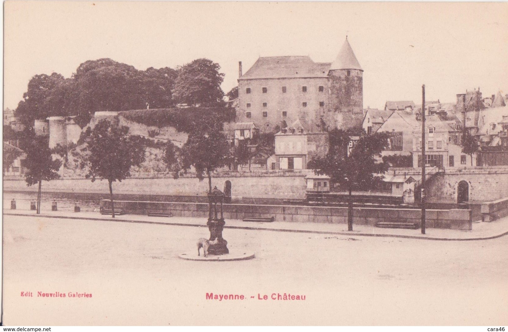 CPA - Mayenne - Le Château - Mayenne