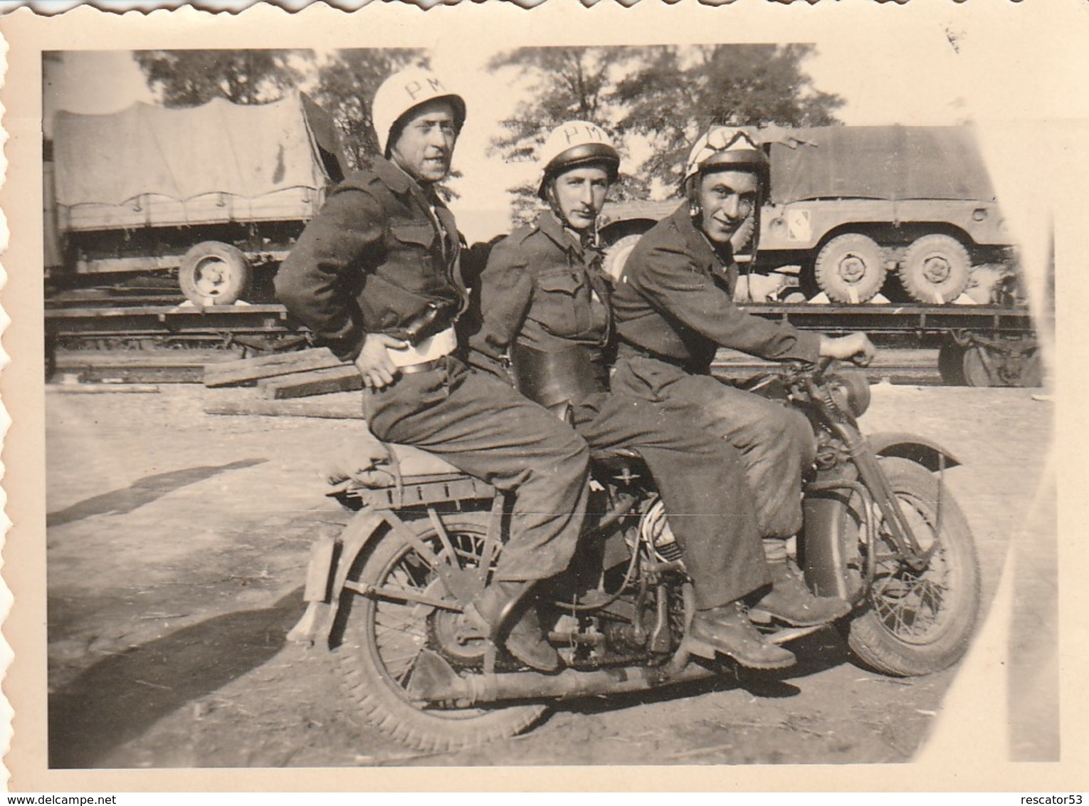 Rare Lot De 4 Photos Motards De La Police Militaire Troupes Française En Allemagne - 1939-45