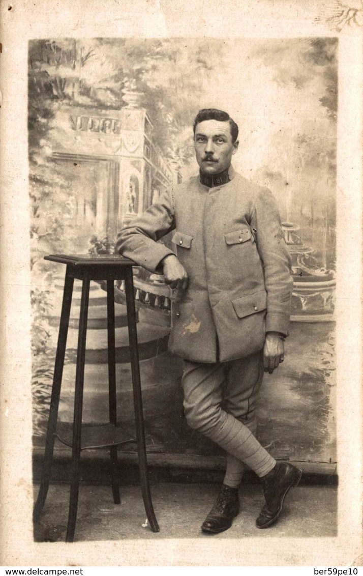 MILITARIA  PORTRAIT DE  SOLDAT - Casernes