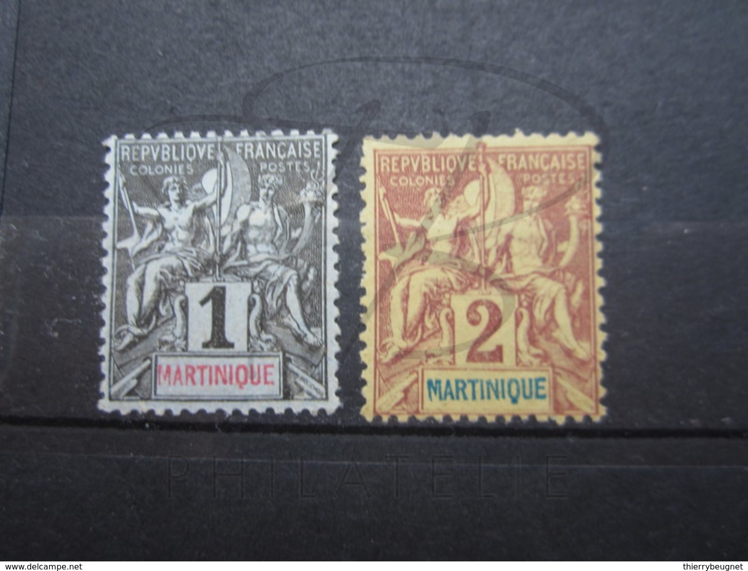 VEND BEAUX TIMBRES DE MARTINIQUE N° 31 + 32 , (X) !!! - Neufs