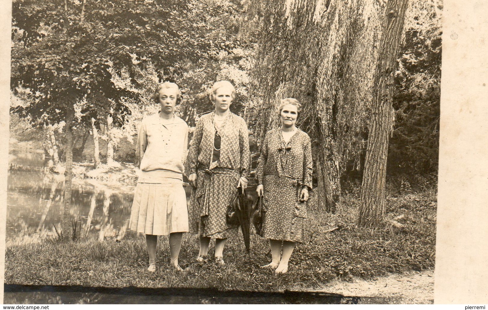 Carte Photo........3 Femmes...1929 - Fotografía