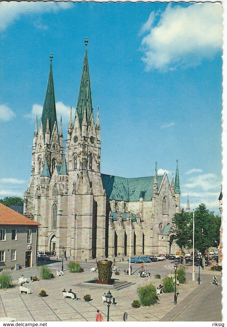 The Cathedral Domkyrkan  Skara Sweden - Sent To Denmark 1972.   B-3157 - Churches & Cathedrals