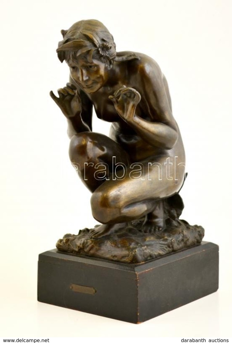 Claude Michel Clodion Után: La Cigale (A Kabóca). Nagy Méretű Bronz, Fa Talapzaton, Jelzett (Clodion), M: 38 Cm, Kb 25 K - Autres & Non Classés