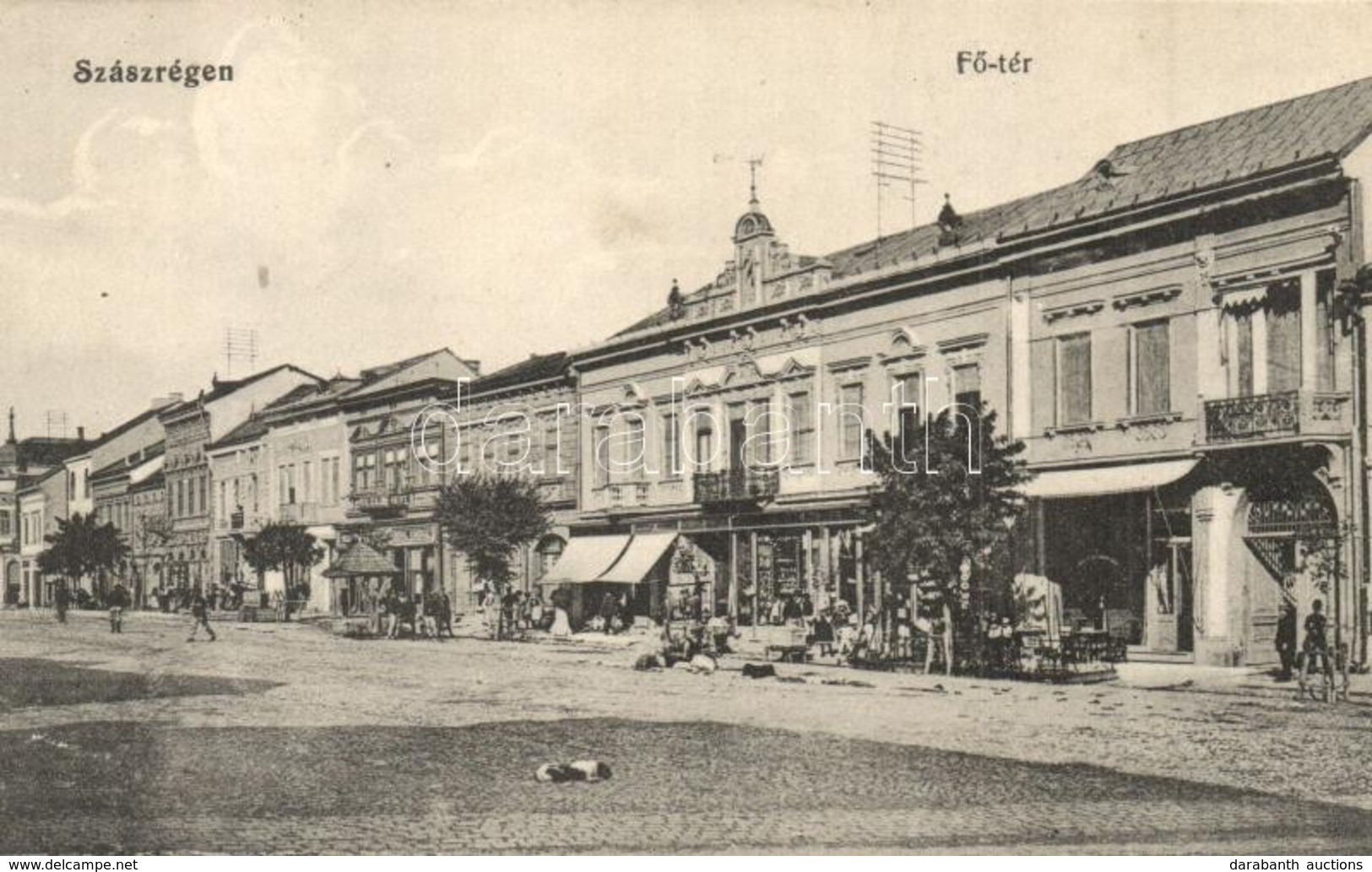 ** T1/T2 Szászrégen, Reghin; Fő Tér,  Piaci árusok, üzletek, Royal Szálloda és Kávéház / Main Square, Shops, Market Vend - Zonder Classificatie