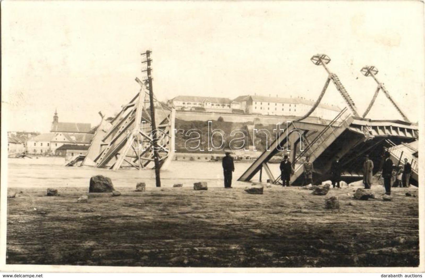 * T2 1941 Újvidék, Novi Sad; Pétervárad, Felrobbantott Közúti Híd / Destroyed Bridge, Photo - Ohne Zuordnung