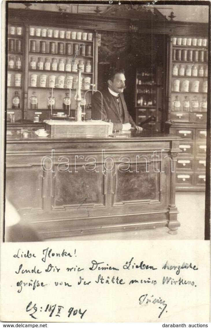 T2 1904 Chernivtsi, Czernowitz, Cernauti; Gyógyszertár Belső, Patikus / Pharmacy Interior, Apothecary. Photo - Zonder Classificatie