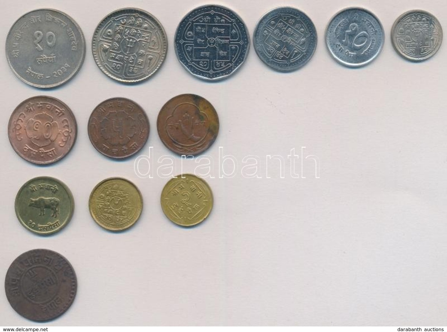 13db-os Vegyes Nepáli Fémpénz Tétel T:1-,2,2-
13pcs Of Various Nepalese Metal Coins C:AU,XF,VF - Zonder Classificatie