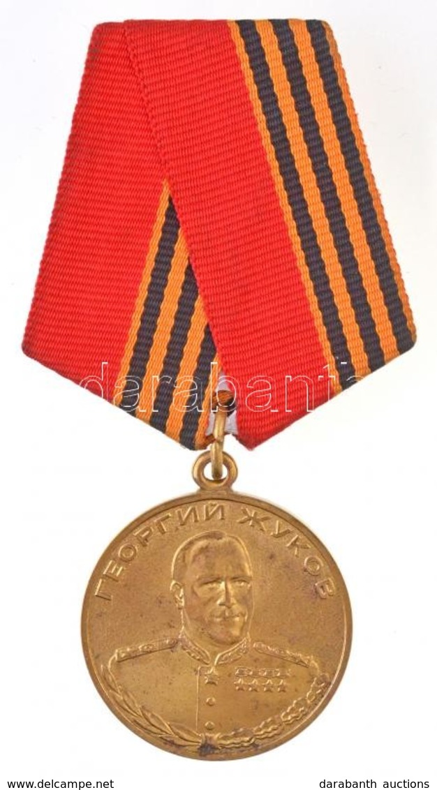 Oroszország 1994. 'Zsukov Érem' Sárgaréz Kitüntetés Mellszalaggal, Adományozói Okirattal T:1-
Russia 1994. 'Medal Of Zhu - Non Classés
