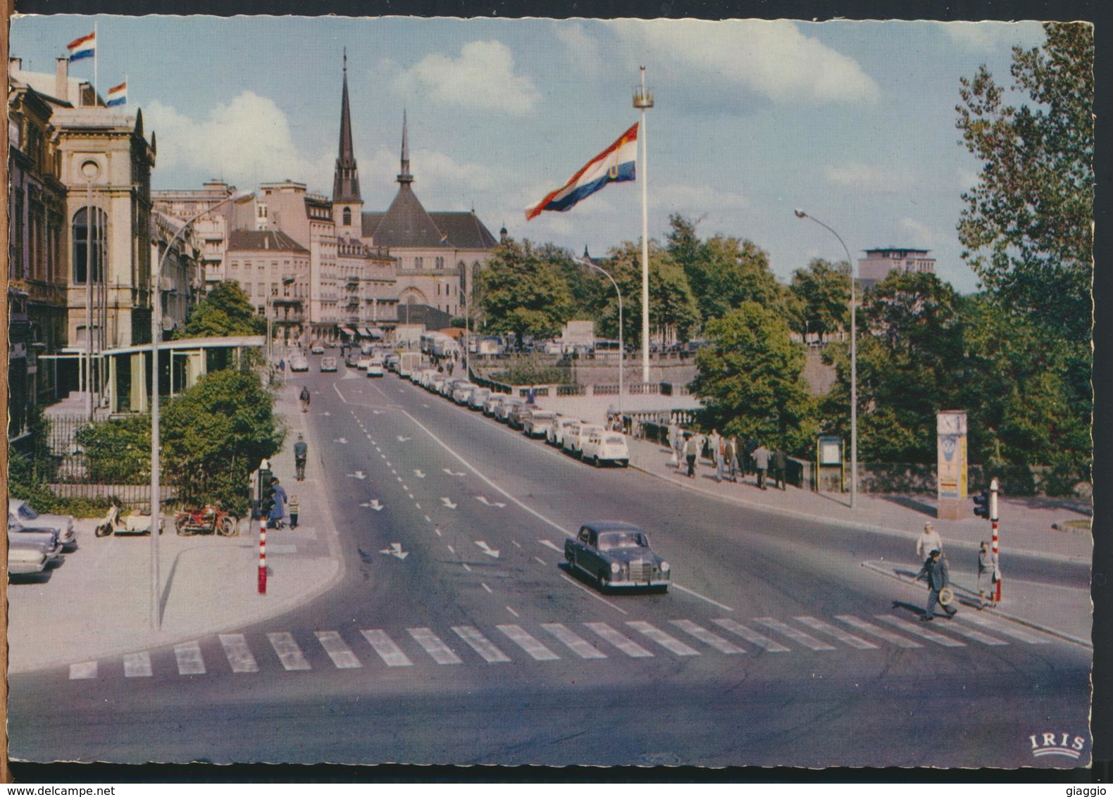 °°° 11380 - LUXEMBOURG - BOULEVARD ROOSEVELT ET CATHEDRALE - 1964 With Stamps °°° - Lussemburgo - Città