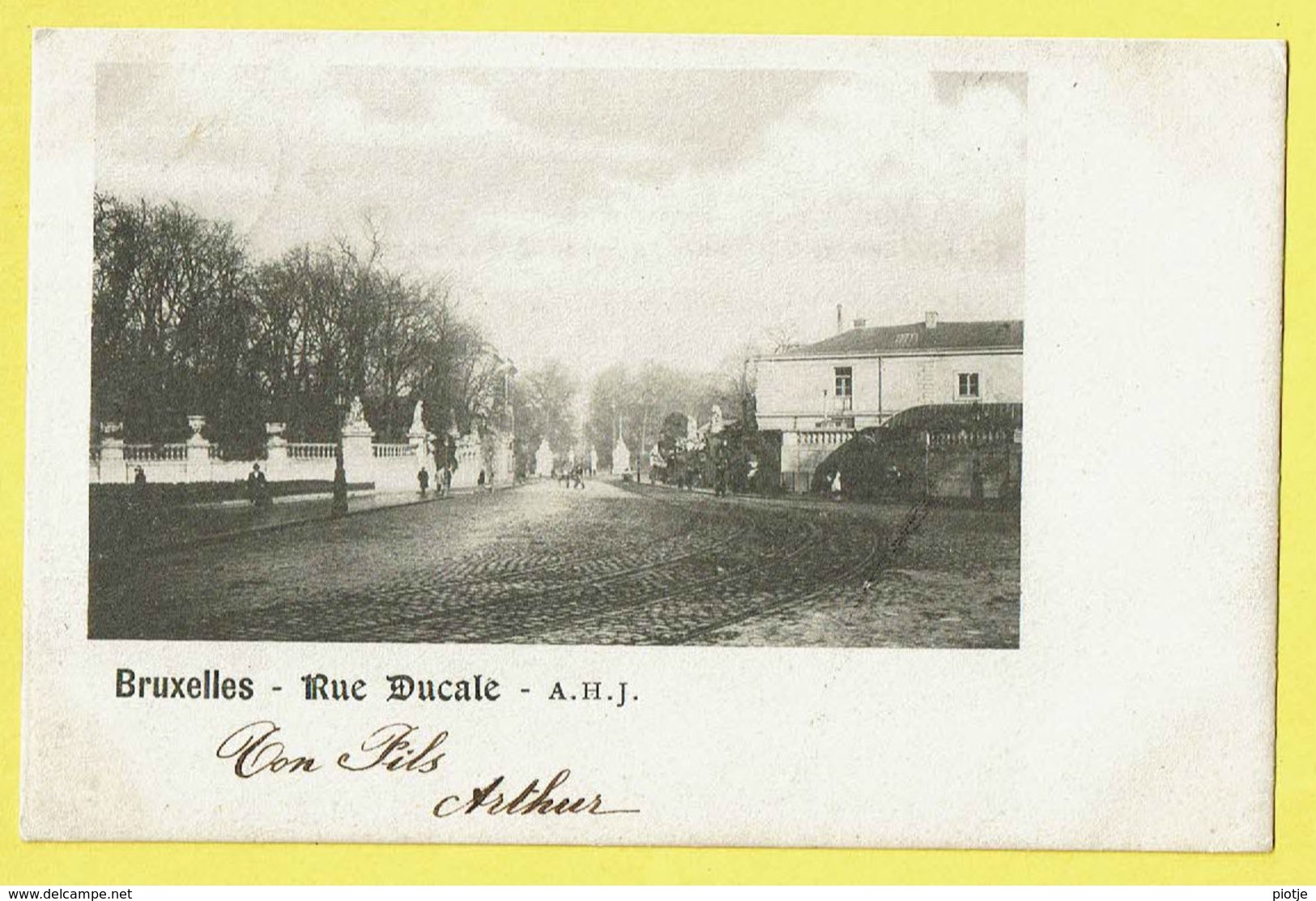 * Brussel - Bruxelles - Brussels * (A.H.J.) Rue Ducale, Tramway, Very Old, Vieux, TOP, Unique, Animée - Brüssel (Stadt)