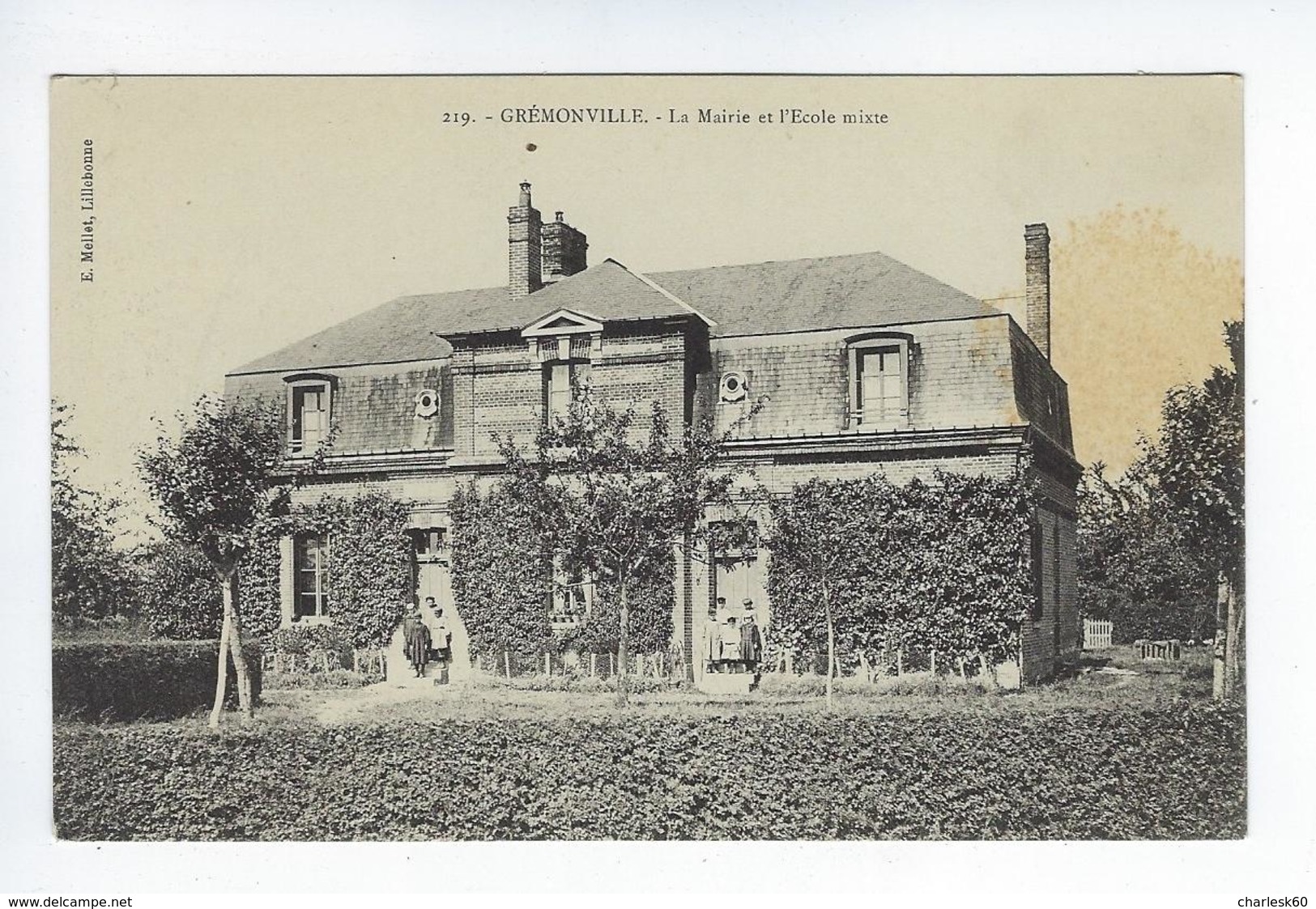 CPA - 76 - Grémonville - Yvetot - Yerville - Mairie - École - Animée - Yerville