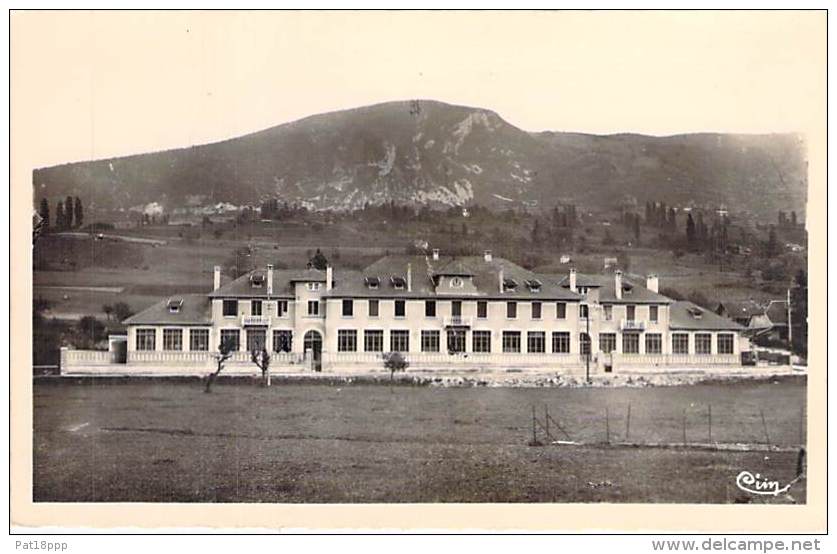 74 - SEYSSEL :  Vue Générale Et Groupe Scolaire - CPA - Haute Savoie - Seyssel