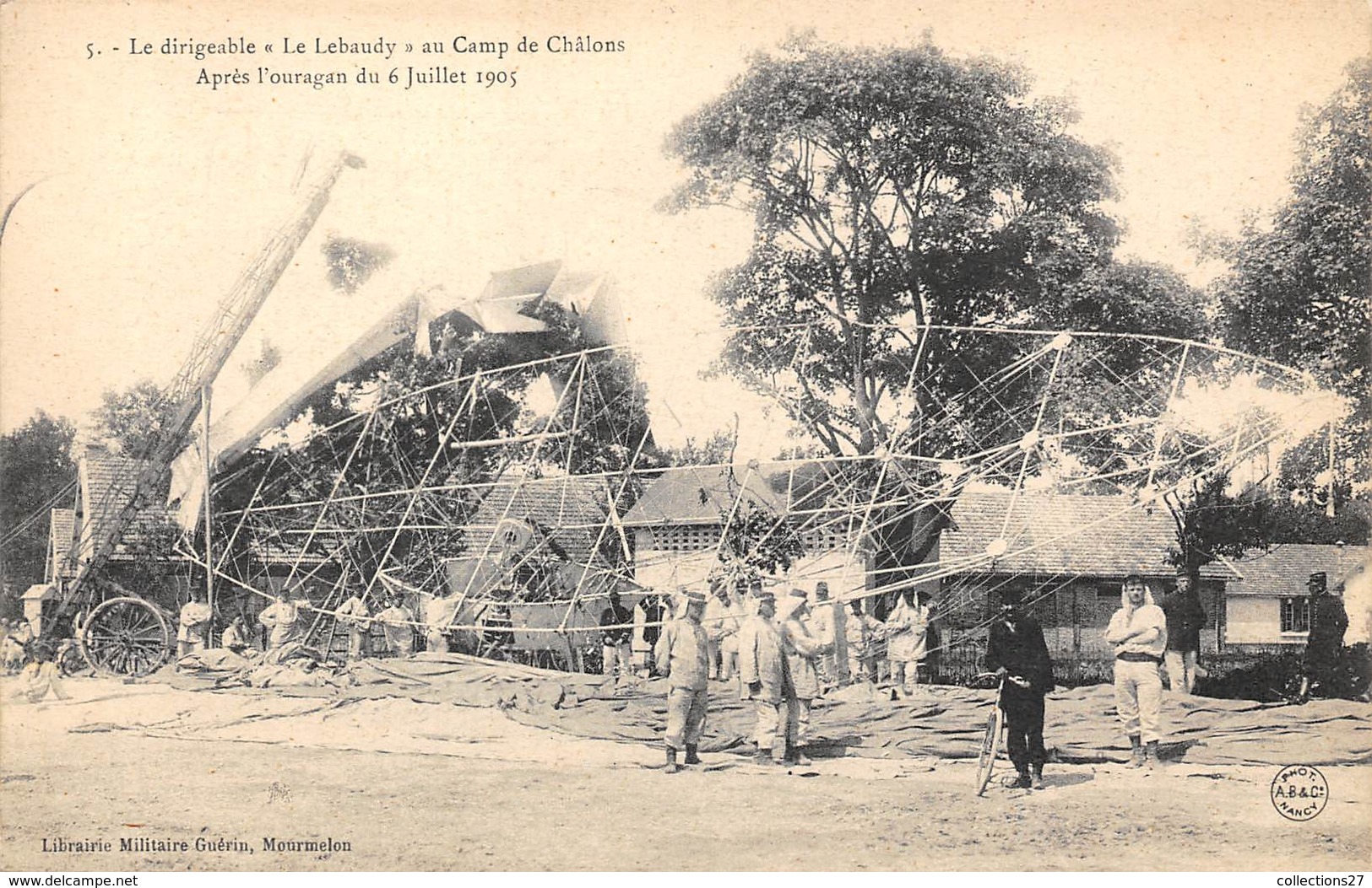 51-CAMP DE CHALONS- LE DIRIGEABLLE LE LEBAURY- APRES L'OURAGAN DU 6 JUILLET 1905 - Camp De Châlons - Mourmelon