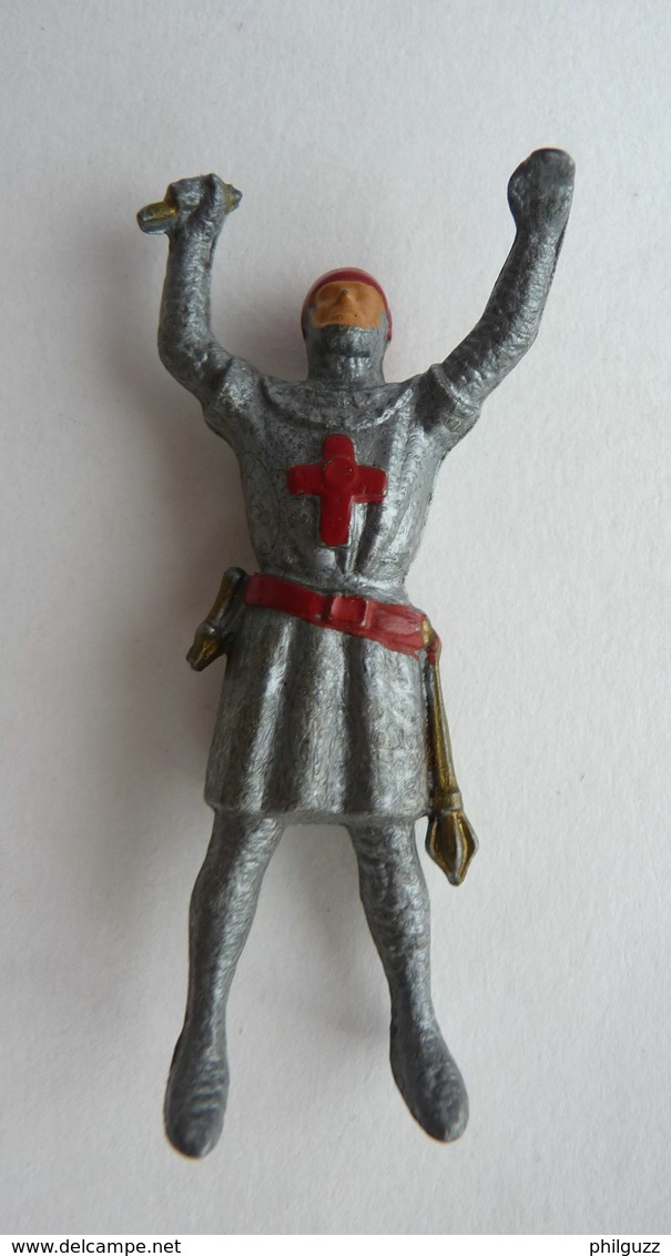 FIGURINE STARLUX -  SOLDAT MEDIEVAL CHEVALIER Grimpant ARME ET FOURREAU CASSES Incomplet - Starlux