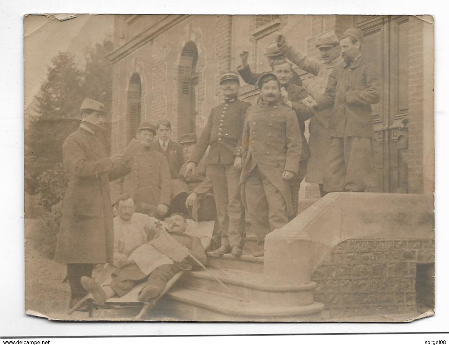 Photo Ancienne Militaires Brancard Au Verso LAIGLE Orne 1915 - Guerre, Militaire