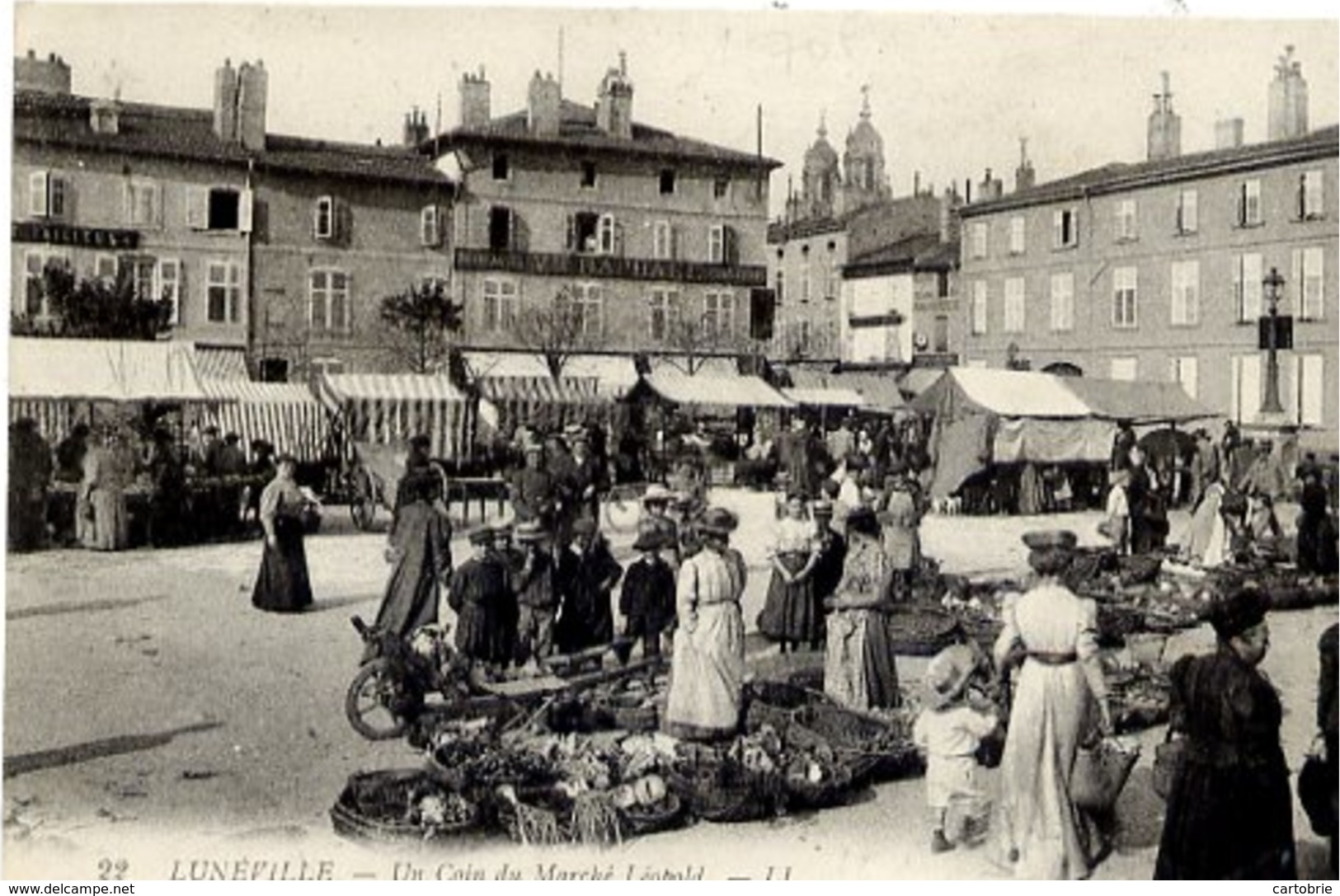 Dépt 54 - LUNÉVILLE - Un Coin Du Marché Léopold - Luneville