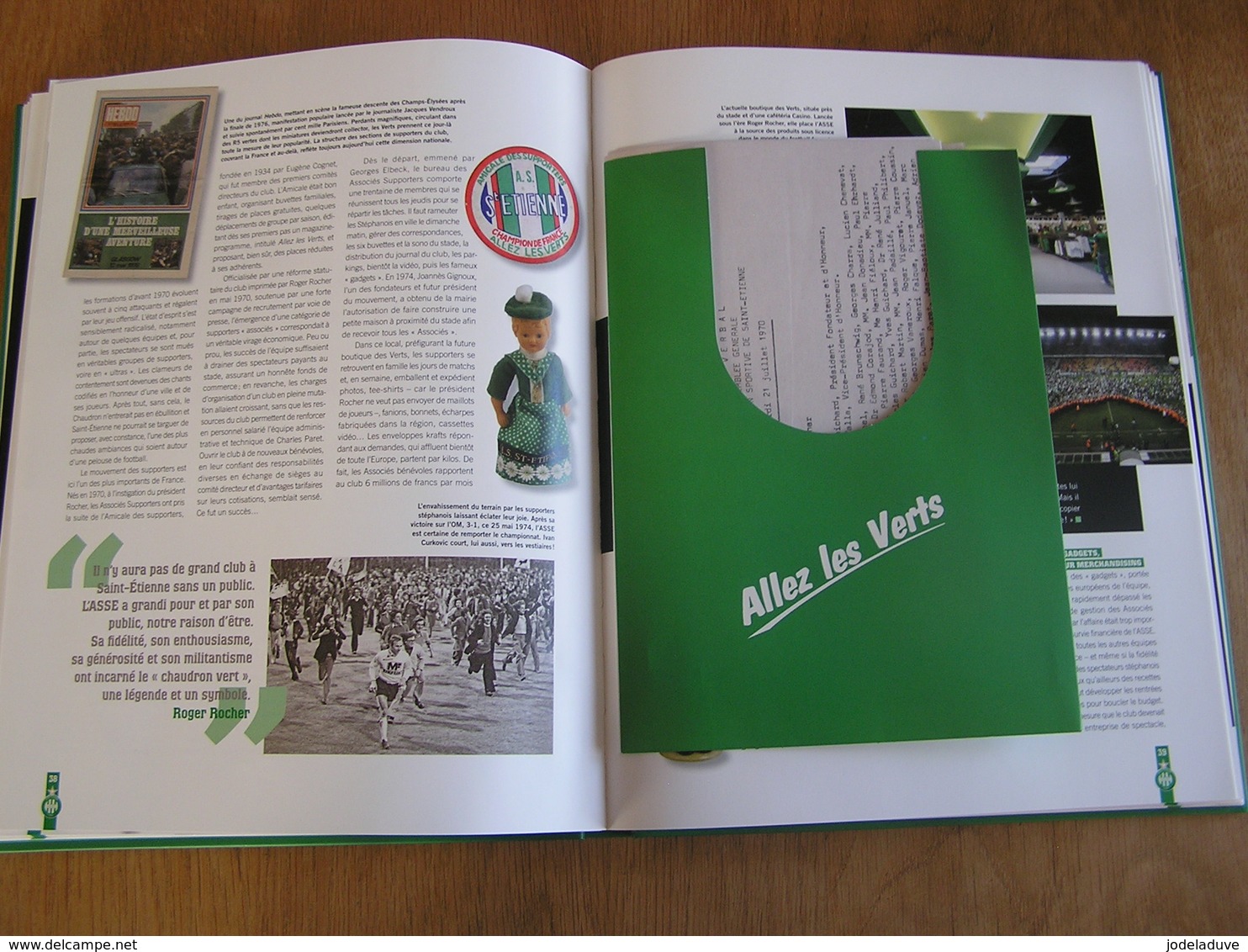 LE LIVRE OFFICIEL DE L' ASSE SAINT ETIENNE Les Verts Les Objets de la Légende Sport Football 1 ère Division France Loire