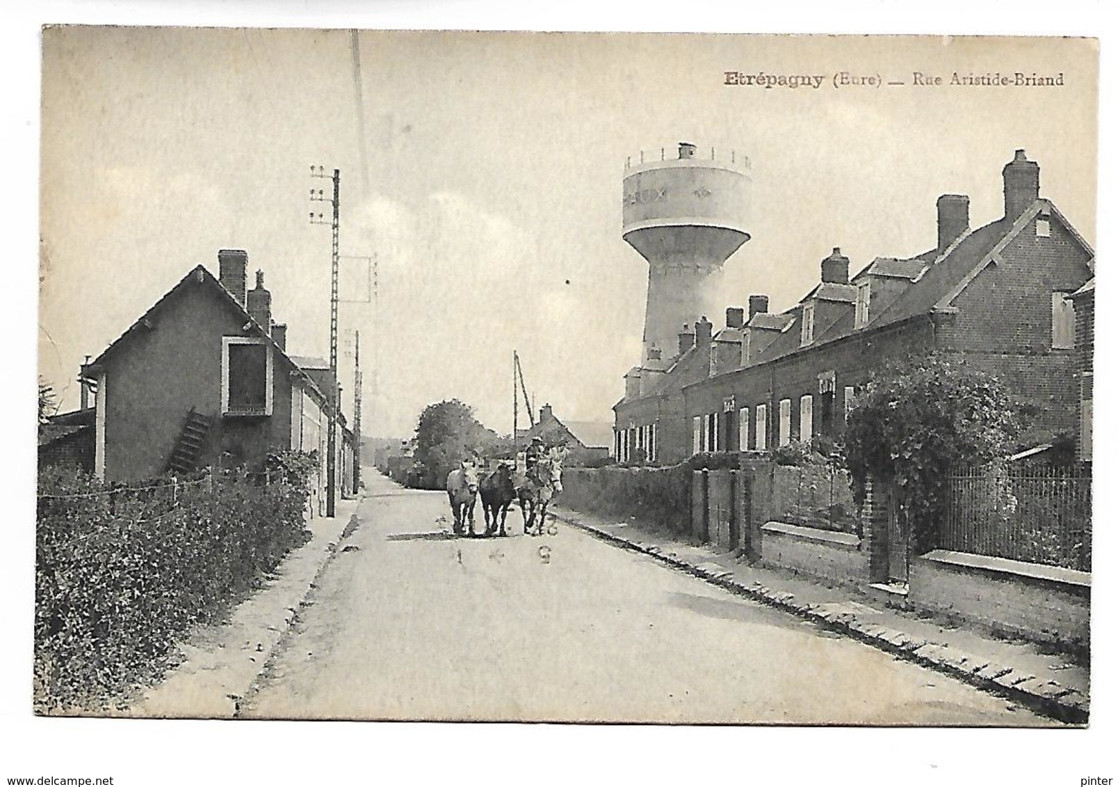 ETREPAGNY - Rue Aristide Briand - Autres & Non Classés