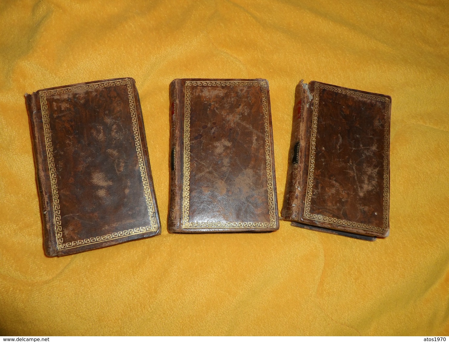 LOT DE 3 LIVRES ANCIENS DE 1809. / LETTRES A EMILIE SUR LA MYTHOLOGIE PAR C.A. DEMOUSTIER A PARIS EN 6 PARTIES - 1801-1900