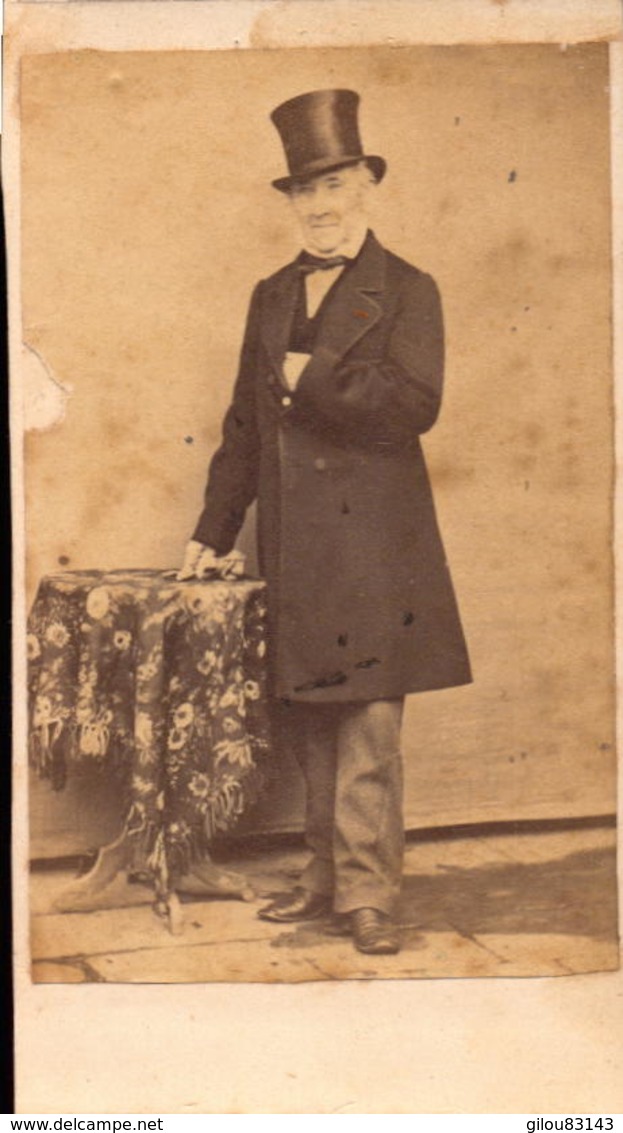 CDV, Homme, Chapeau Haute Forme, Photo Colombier    (etat Voir Photo) - Anciennes (Av. 1900)