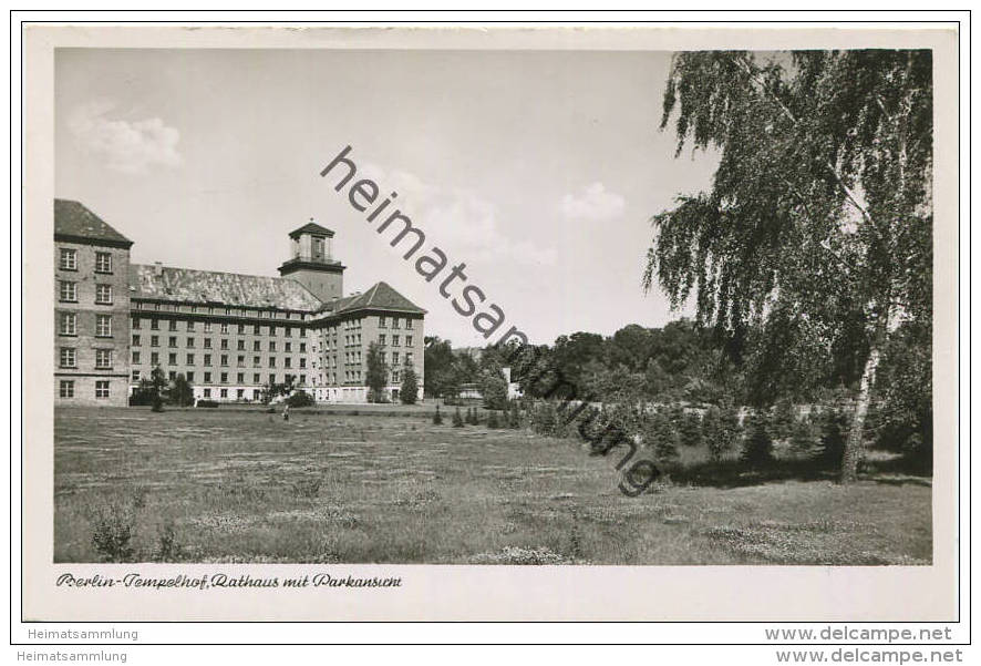 Berlin-Tempelhof - Rathaus Mit Parkansicht - Foto-AK - Verlag Kunst Und Bild Berlin 50er Jahre - Tempelhof