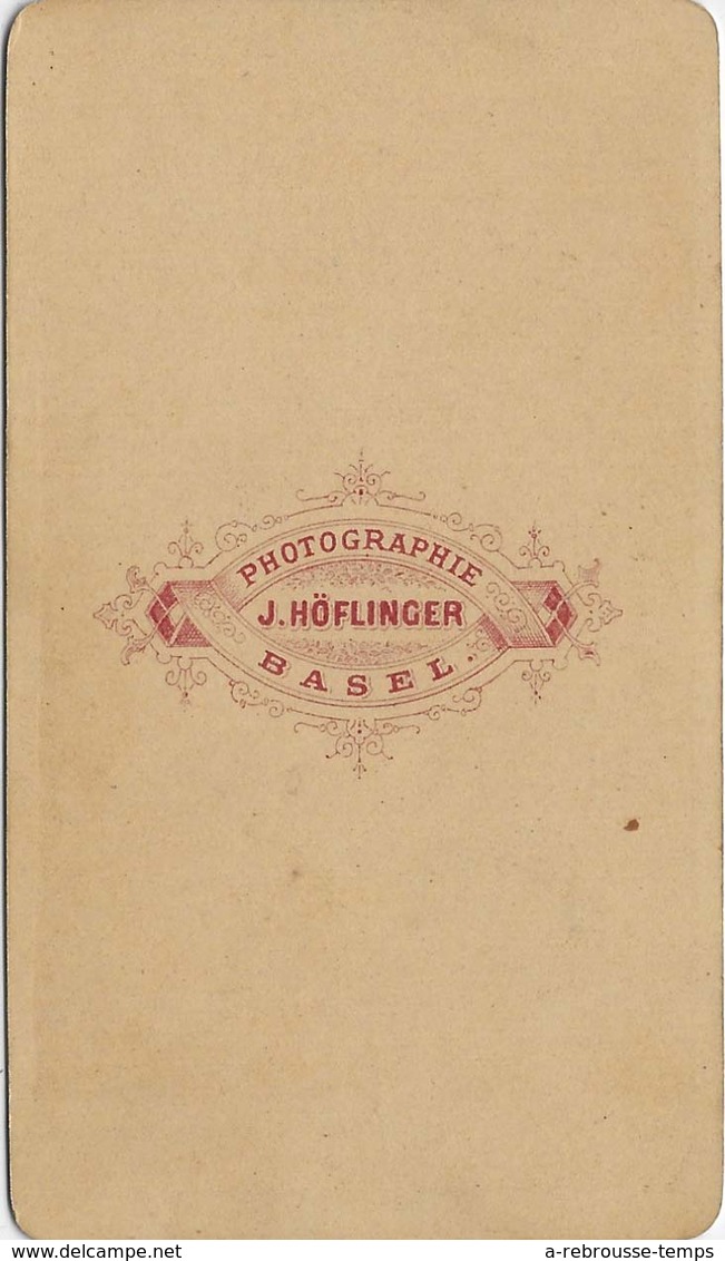 CDV Vers 1875-jolie Femme-photographie Höflinger à BASEL- Suisse - Alte (vor 1900)