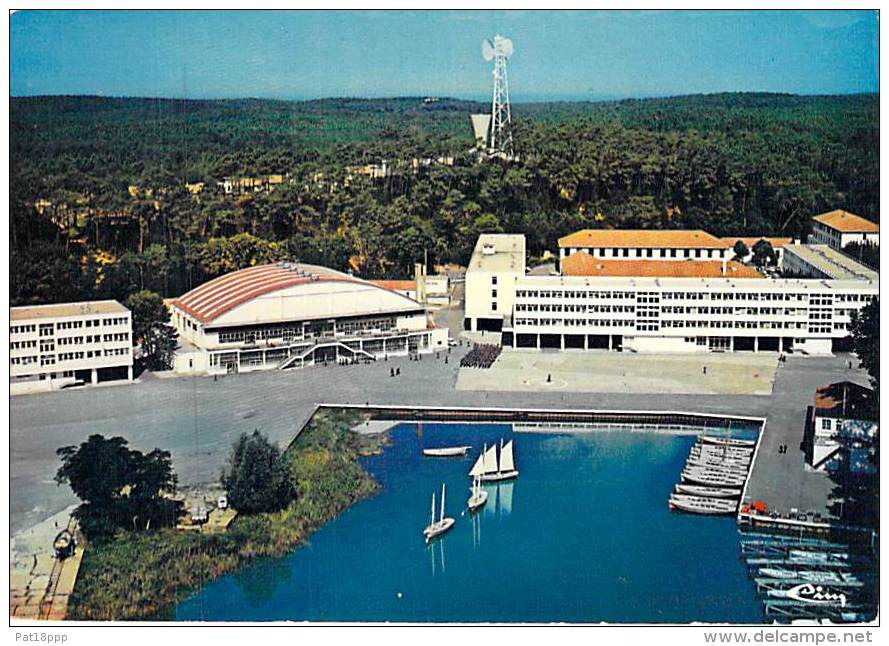 MILITARIA Ecoles - 33 - HOURTIN : Centre De Formation Maritime - Vue Générale - CPSM CPM GF - Saône Et Loire - Autres & Non Classés