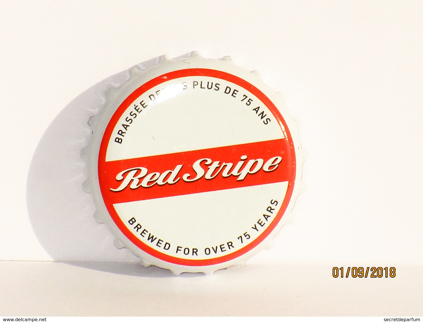 Capsules Ou Plaques De Muselet   BIÈRE  RED STRIPE JAMAÏQUE - Bier