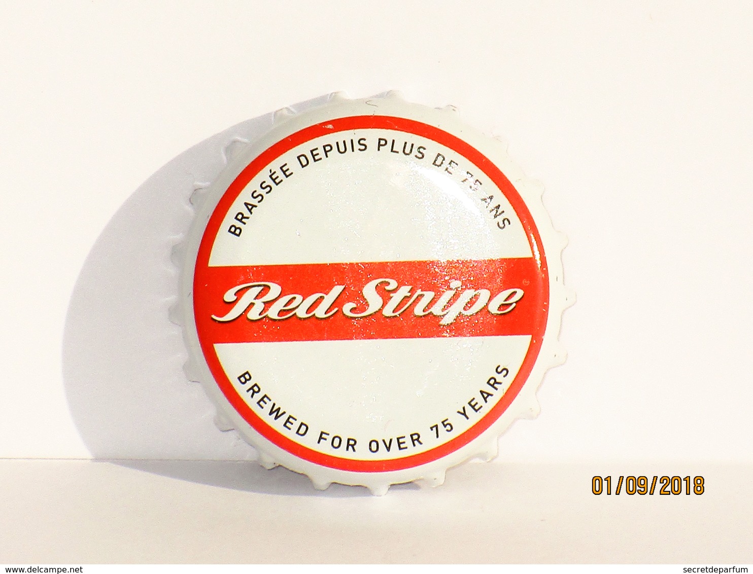 Capsules Ou Plaques De Muselet   BIÈRE  RED STRIPE JAMAÏQUE - Bier