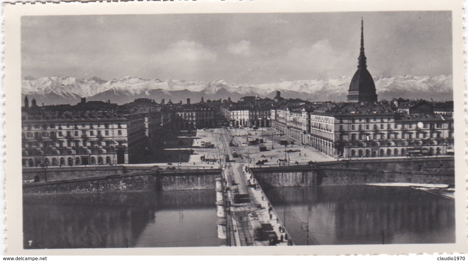 PICCOLA FOTO D' EPOCA DI TORINO - PIAZZA VITTORIO VENETO E PONTE VITTORIO EMANUELE - Piazze