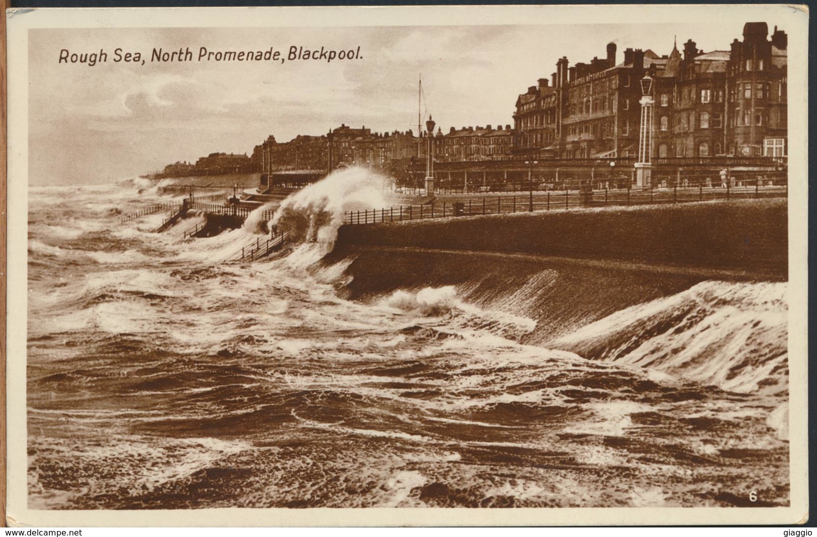 °°° 11610 - ROUGH SEA , NORTH PROMENADE , BLACKPOOL - 1938 With Stamps °°° - Blackpool