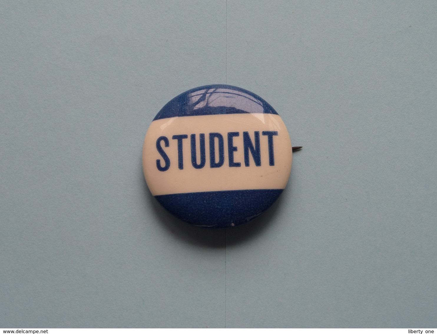 " STUDENT " - Old BUTTON ( From The '60 / '70 ) Edit. > U.S.A. ( +/- 3 Cm. ) See/zie/voir Photo For Detail ! - Zonder Classificatie