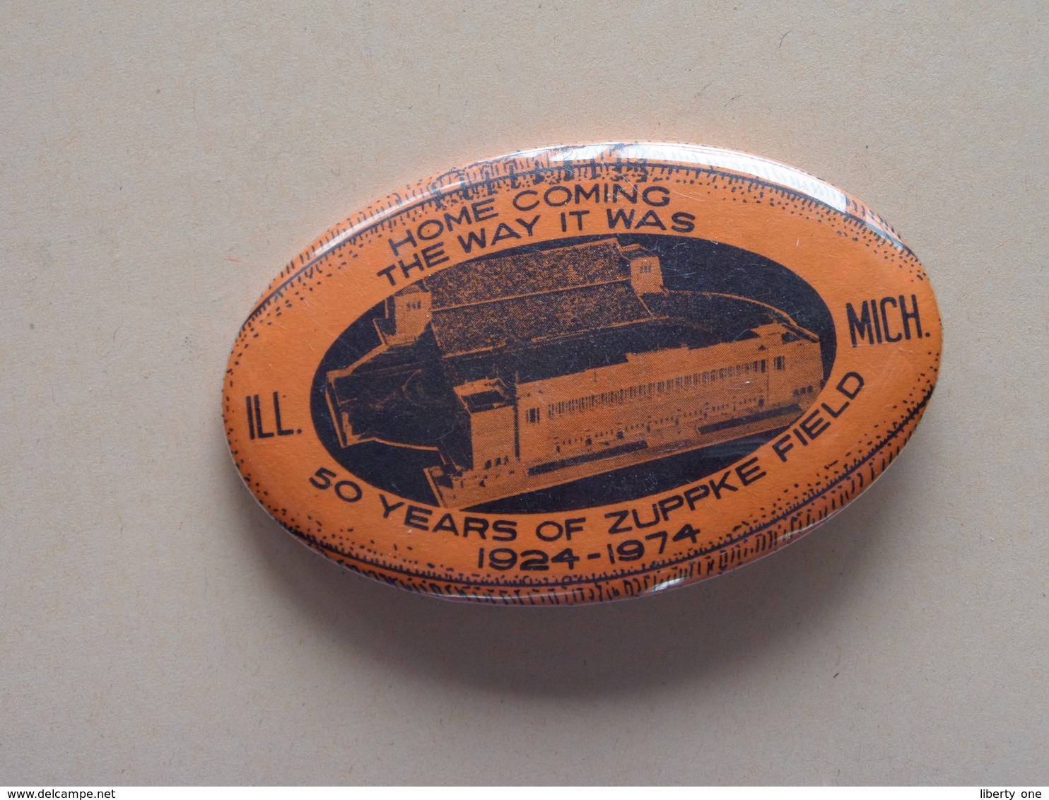 50 Years Of ZUPPKE FIELD 1974 > ILL - Mich. - Old BUTTON ( From The '60 / '70 ) Edit. > U.S.A. ( +/- 7 @ 4,5 Cm. ) ! - Non Classés