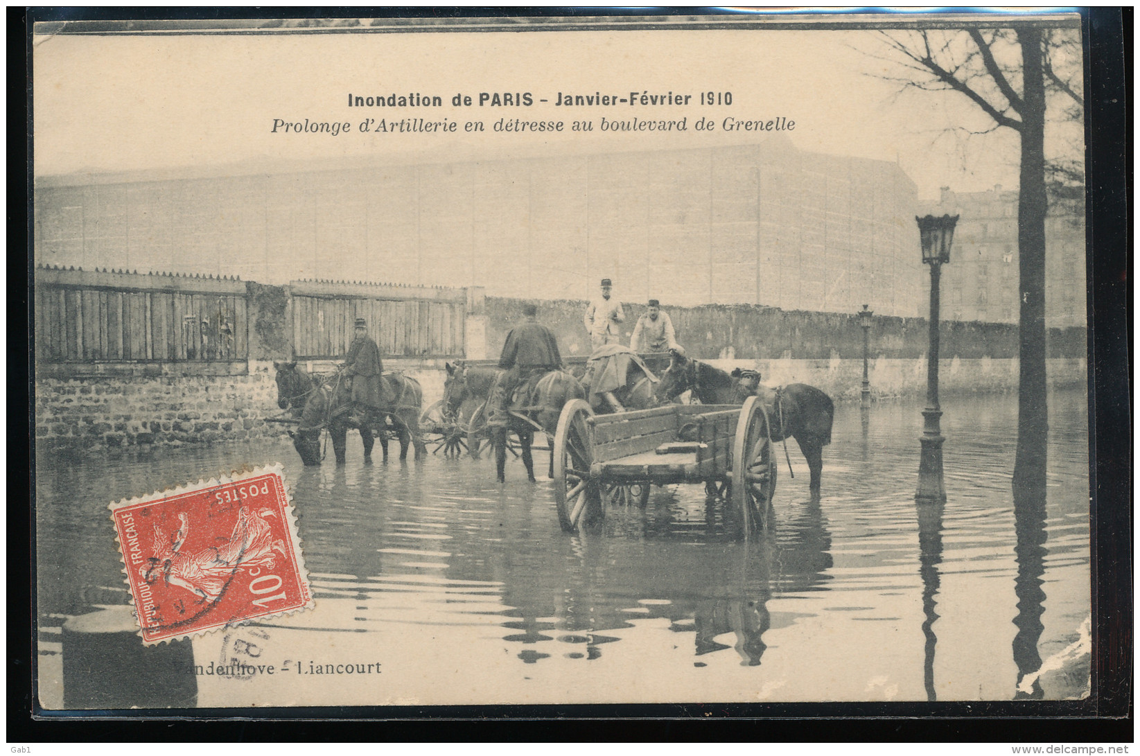 75 -- Inondation De Paris -- Prolonge  D'Artillerie En Detresse Au Boulevard De Grenelle - Inondations De 1910