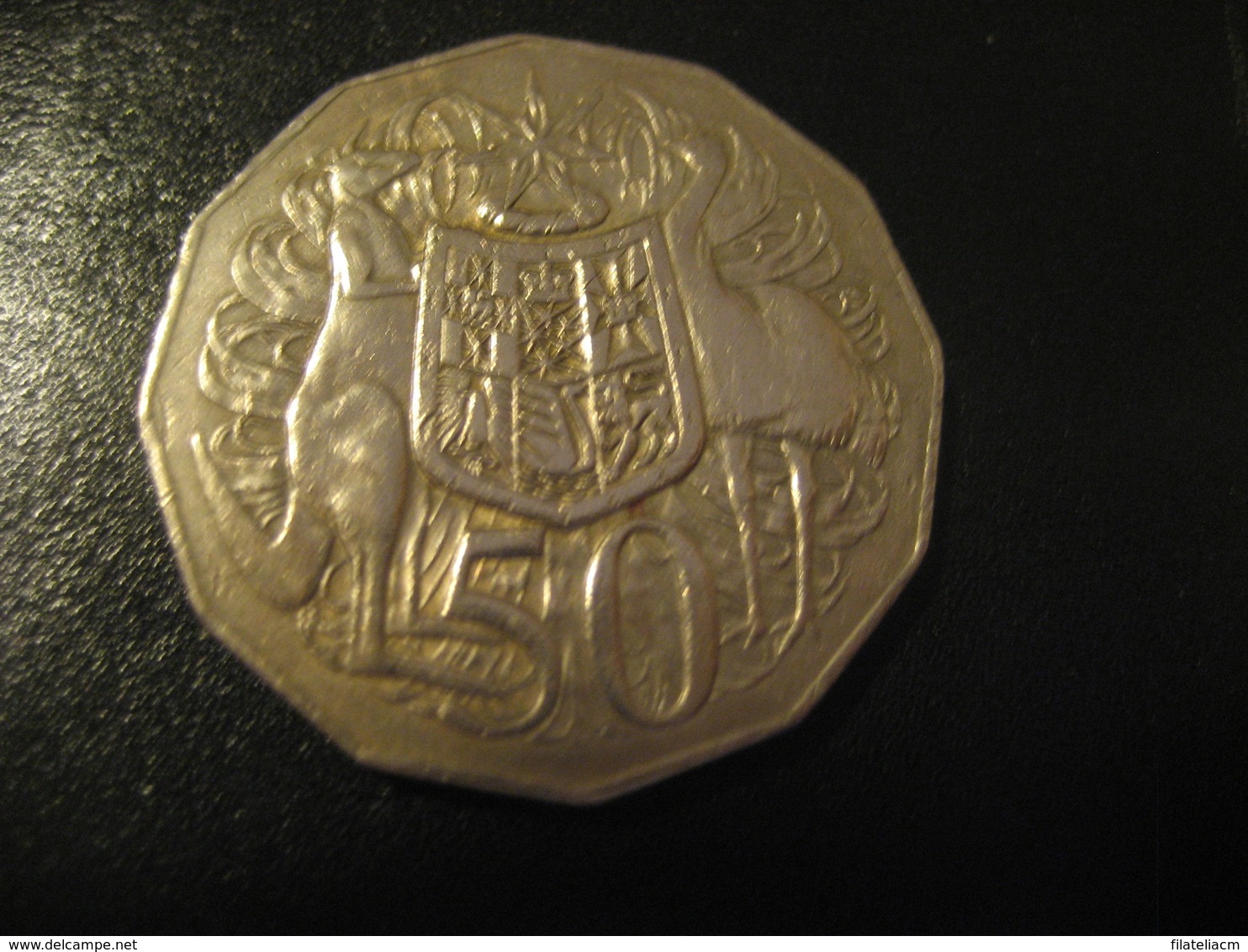 50 Cents 1973 QEII AUSTRALIA Coin - 50 Cents