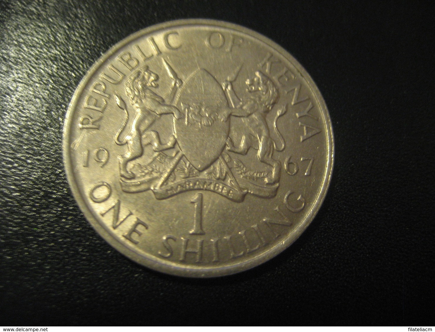 1 One Shilling 1967 KENYA Coin - Kenya