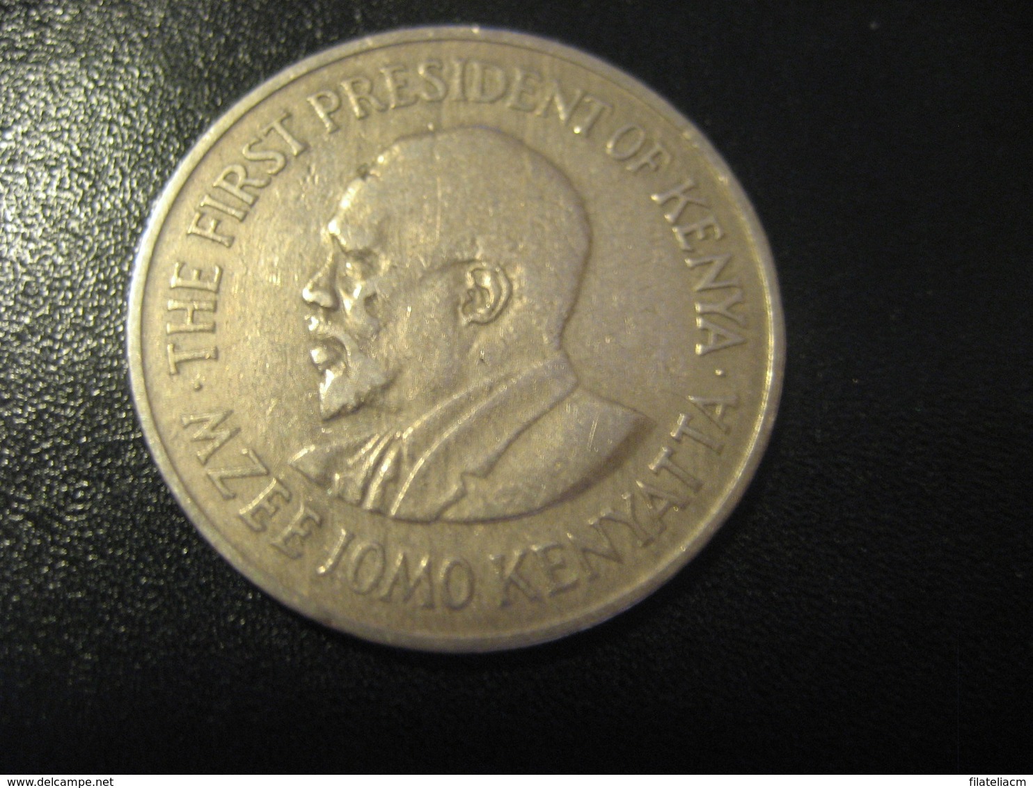 1 One Shilling 1969 KENYA Coin - Kenya