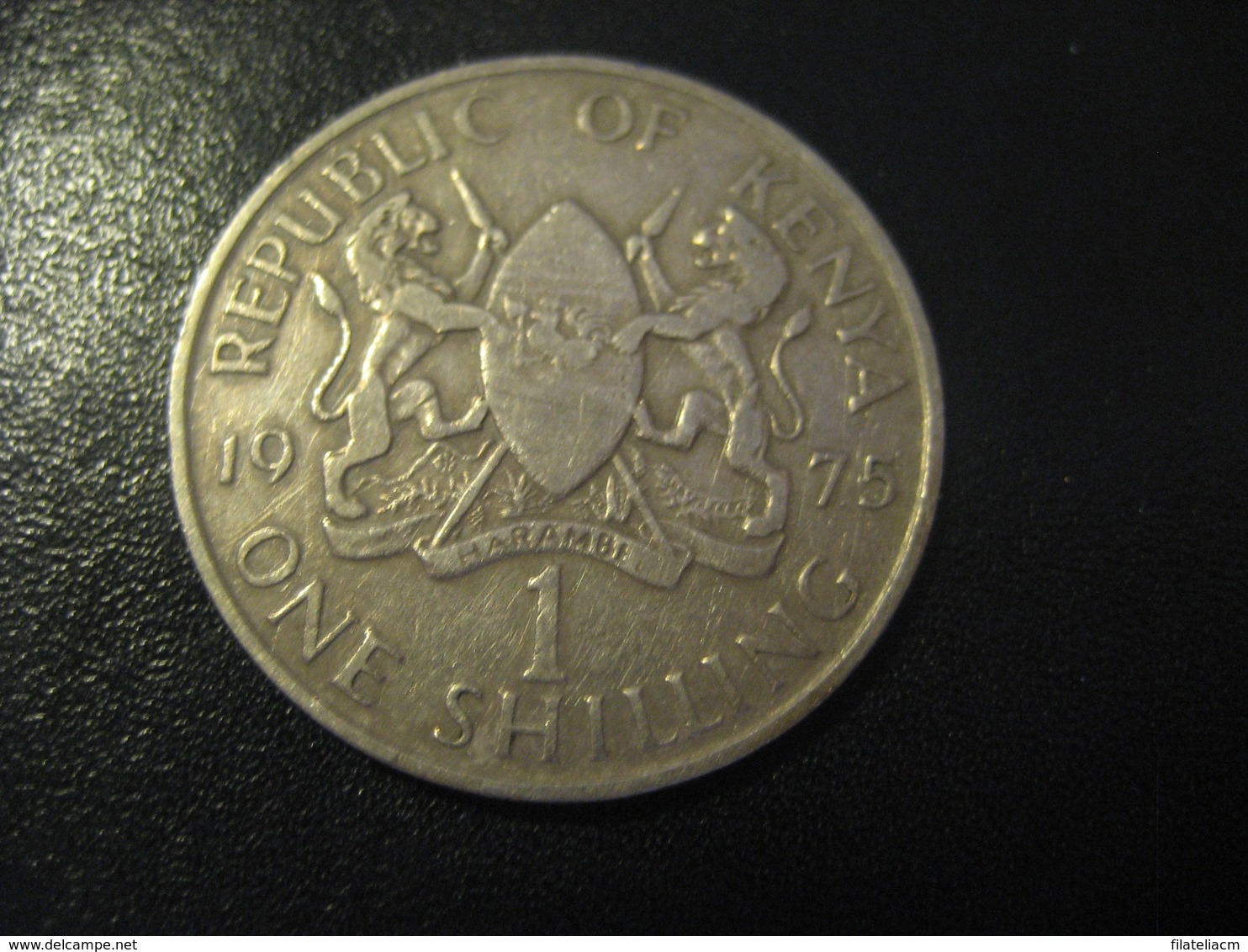 1 One Shilling 1975 KENYA Coin - Kenya